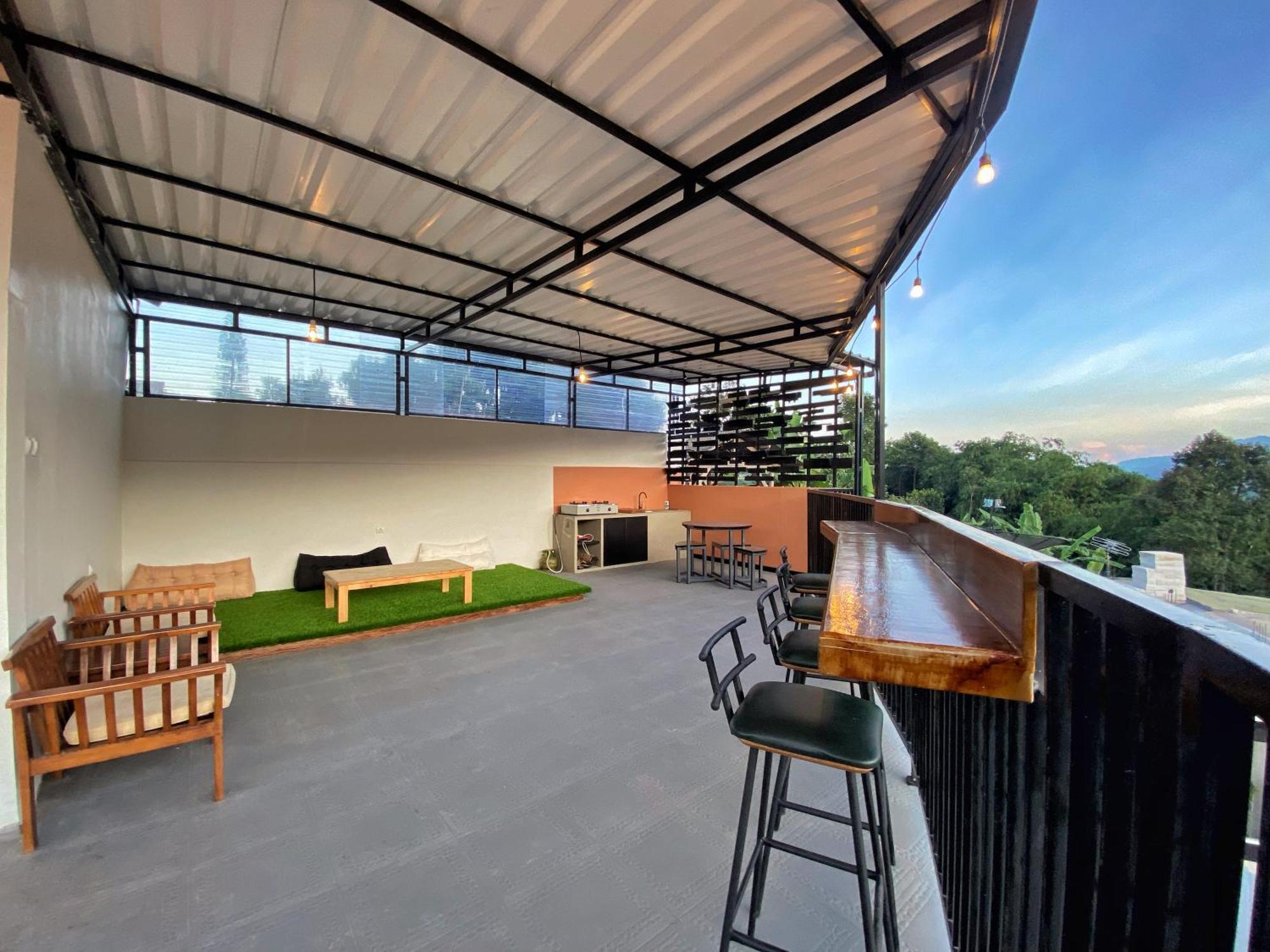 View2 Sayriah Puncak